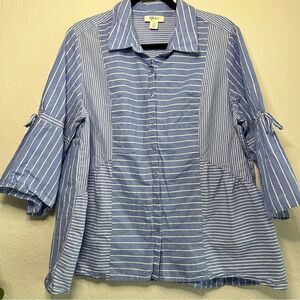 Style & Co striped lightweight button down top. Slight bell sleeve XL
